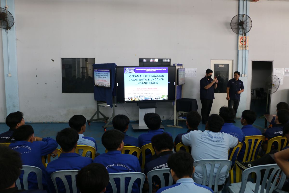Ceramah Polis & AADK