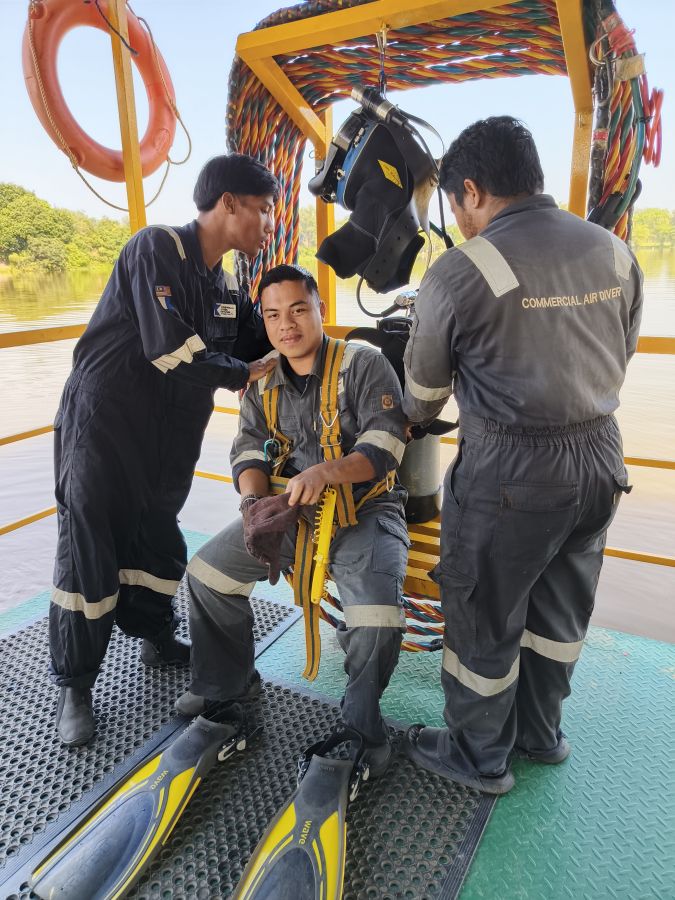 MAIPK Commercial Diver Graduates — Dec 2025