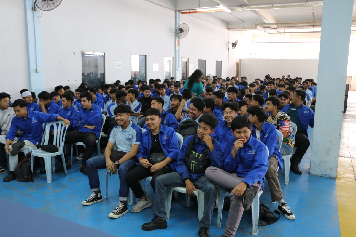 Ceramah Industri