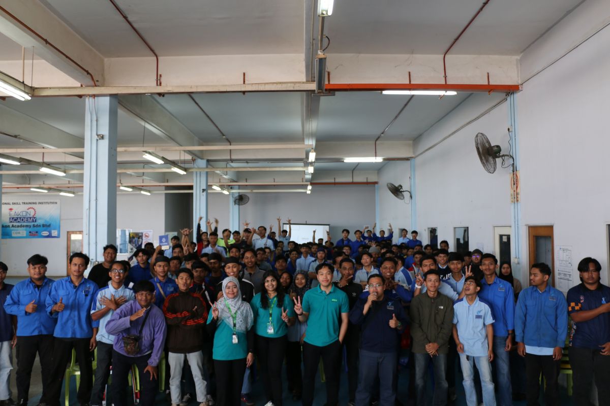 Ceramah Industri